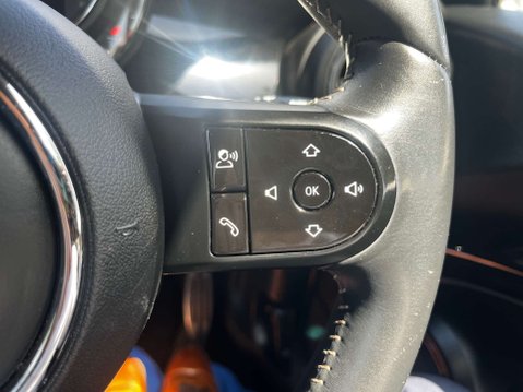 Mini Hatch 1.5 Cooper Sport 3dr 43