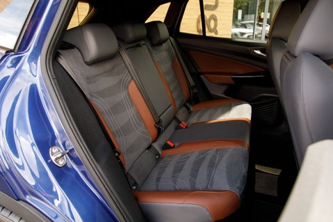 Volkswagen Id.4 FIRST EDITION 45