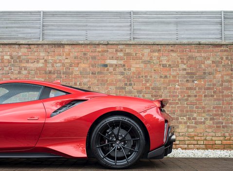 Ferrari 488 Pista 35