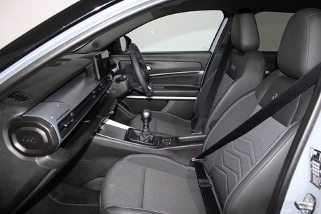 Jeep Avenger Avenger Altitude 11