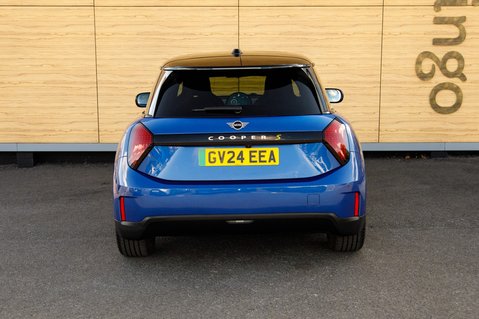 Mini Hatch SE EXCLUSIVE 7
