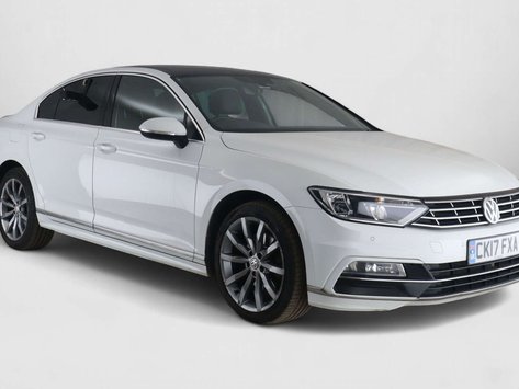 Volkswagen Passat 2.0 Passat R-Line TDI BlueMotion Technology Semi-Auto 4dr