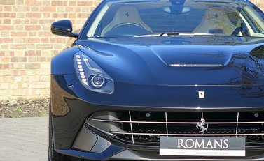 Ferrari F12 Berlinetta 5