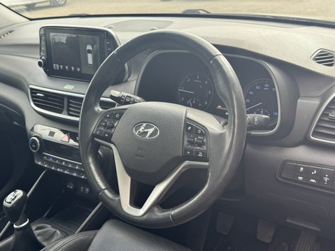 Hyundai TUCSON 1.6 CRDi Premium SE SUV 5dr Diesel Manual Euro 6 (s/s) (136 ps) 12