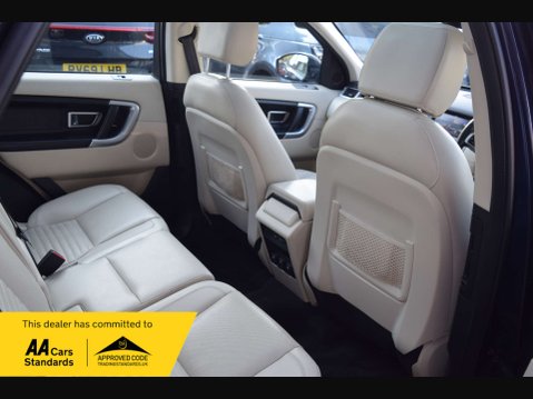 Land Rover Discovery Sport 2.0 Discovery Sport Luxury HSE TD4 Auto 4WD 5dr 33