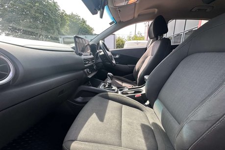 Hyundai KONA 1.0 T-GDi MHEV Premium SUV 5dr Petrol Hybrid Manual Euro 6 (s/s) (120 ps) 20