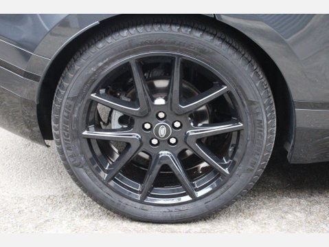 Land Rover Range Rover Velar 3.0 D300 MHEV Dynamic HSE Auto 4WD Euro 6 (s/s) 5dr 27