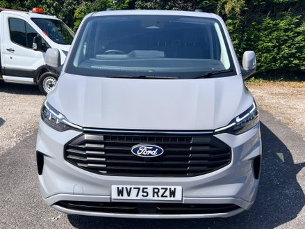 Ford Transit Custom 2.0 320 EcoBlue Limited Crew Van Auto L2 H1 Euro 6 (s/s) 5dr