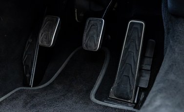 Aston Martin Vantage 007 Edition 28