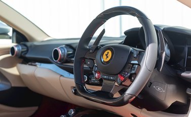 Ferrari 812 Superfast 11