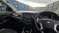Mitsubishi Outlander 2.0h 12kWh Juro SUV 5dr Petrol Plug-in Hybrid CVT 4WD Euro 6 (s/s) (200 ps) 28