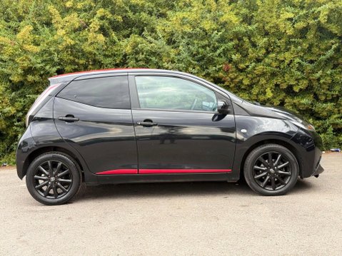 Toyota Aygo 1.0 VVT-i x-press Euro 6 5dr 3