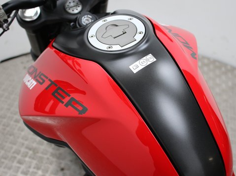 Ducati Monster 937 MONSTER 937 34