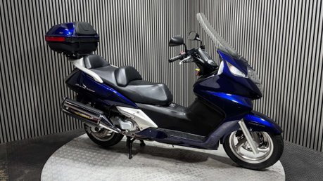 Honda FJS 2014 ONLY 9K 1 OWNER LONG MOT MAXI SCOOTER 600CC TWIN A2 3