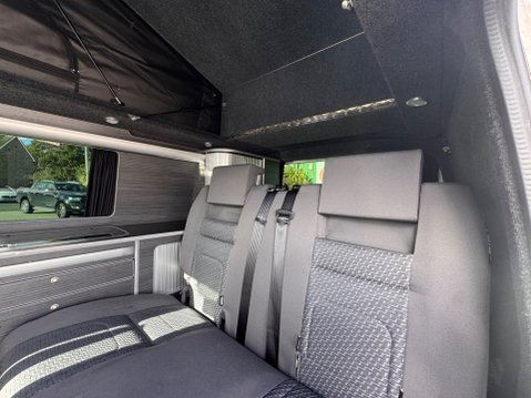 Volkswagen Transporter 18