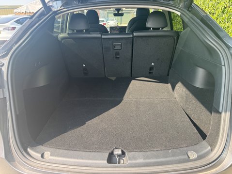 Tesla Model Y (Dual Motor) Long Range SUV 5dr Electric Auto 4WDE (384 bhp) 10