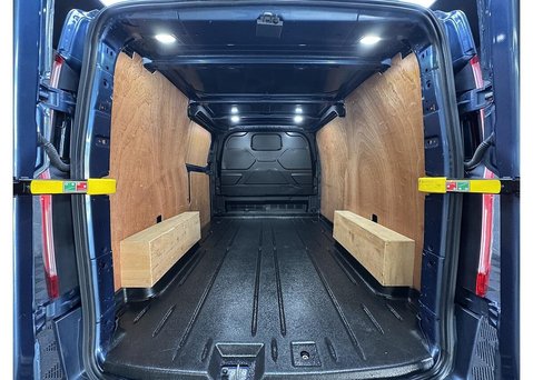 Ford Transit Custom 2.0 280 EcoBlue Limited Panel Van 5dr Diesel Manual L1 H1 Euro 6 (s/s) (130 41