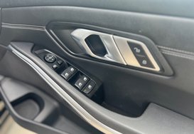 BMW 3 Series 318D SPORT 27