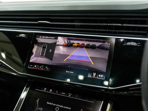 Audi Q7 3.0 TFSI V6 55 Vorsprung SUV 5dr Petrol Tiptronic quattro Euro 6 (s/s) (340 52