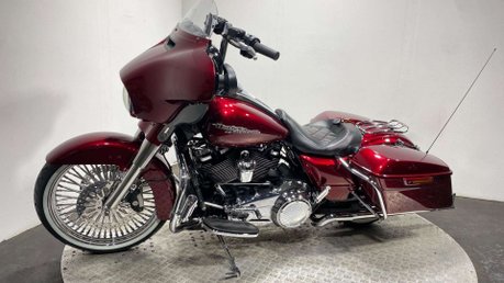 Harley-Davidson Touring 1745 FLHXS Street Glide Special Euro 4 13