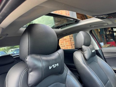 Kia Xceed 1.6 GDi 8.9kWh 4 DCT Euro 6 (s/s) 5dr 4