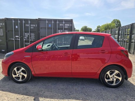 Toyota Yaris 1.5 VVT-h Icon Hatchback 5dr Petrol Hybrid E-CVT Euro 6 (101 ps) 8