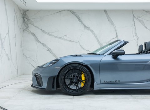 Porsche 718 SPYDER RS PDK 47
