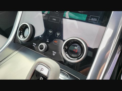 Land Rover Range Rover Sport SVR 33