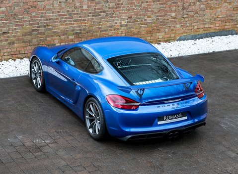 Porsche Cayman GT4 9