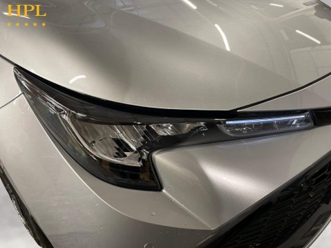 Toyota Corolla 2.0 VVT-h GR SPORT Touring Sports 5dr Petrol Hybrid CVT Euro 6 (s/s) (196 p 9