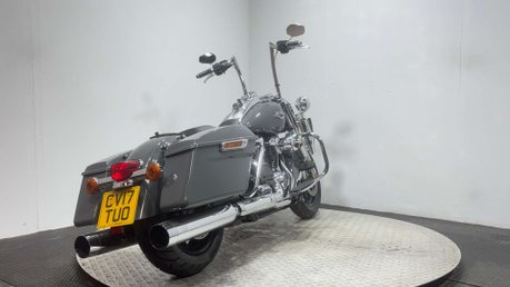 Harley-Davidson Touring 1745 FLHR ROADKING 2017 8K CUSTOM BAGGER MOT 1 OFF BIKE 3