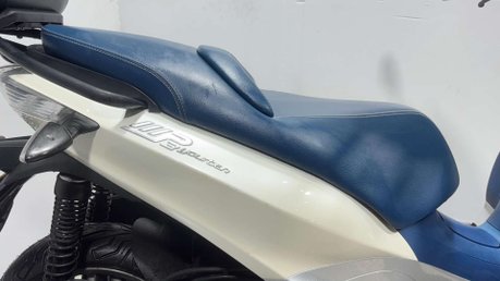 Piaggio MP3 YOURBAN LT 2015 3K NEW MOT NEW TYRES TRIKE 3 WHEELER 300CC 7