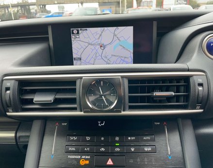 Lexus Is 2.5 IS 300h Advance CVT 4dr 41