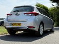 Toyota Auris VVT-I HYBRID BUSINESS EDITION TSS 44