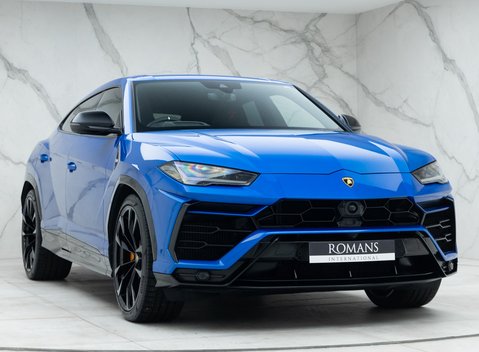 Lamborghini Urus 6