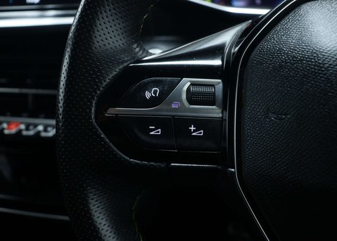 Peugeot 208 208 GT Premium EV 5dr 37