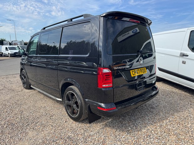 Volkswagen Transporter Crew Cab AUTO SWB L1H1 T32 Sportline Air Con Alloys Sensors EURO 6 NO VAT 12