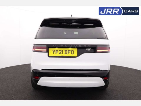 Land Rover Discovery 3.0 Discovery R-Dynamic SE D MHEV Auto 4WD 5dr 11