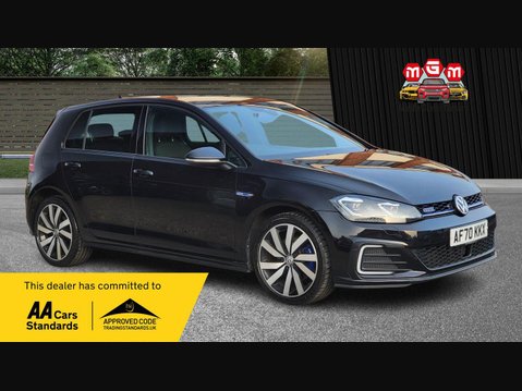 Volkswagen Golf GTE ADVANCE DSG 1