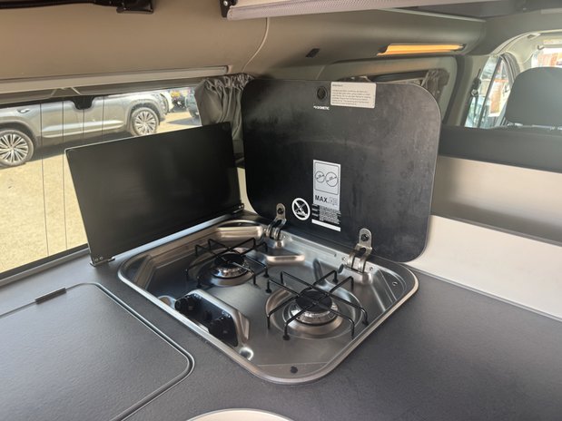 Ford Transit Custom Nugget Camper|Automatic|4 Berth|5 Belts|Kitchen|Pop Top|EURO 6 14