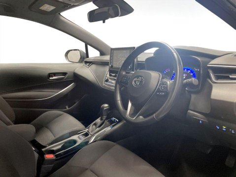 Toyota Corolla 1.8 VVT-h Icon Tech Hatchback 5dr Petrol Hybrid CVT Euro 6 (s/s) (122 ps) 12