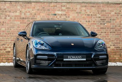 Porsche Panamera Turbo S E-Hybrid Executive