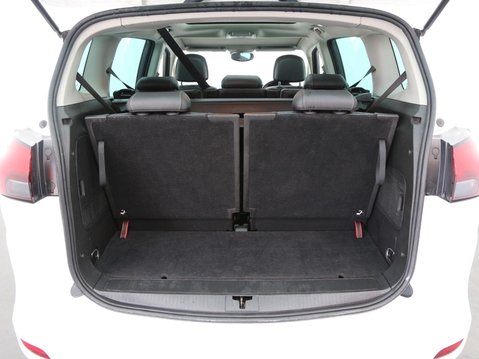Vauxhall Zafira 2.0 CDTi Elite Nav Euro 6 (s/s) 5dr 30
