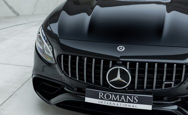 Mercedes-Benz AMG S63 Coupe Premium 27