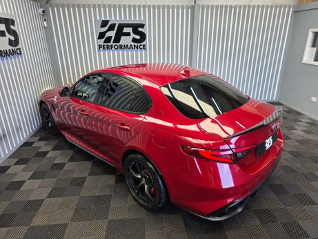 Alfa Romeo Giulia 2.9 V6 Bi-Turbo Quadrifoglio Saloon 4dr Petrol Auto Euro 6 (s/s) (510 ps) 12