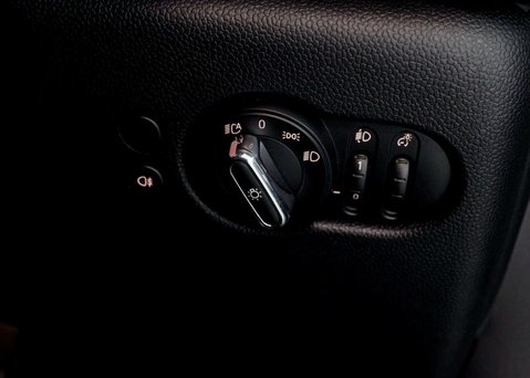 Mini Hatch 2.0 Cooper S Sport Auto 3dr 31