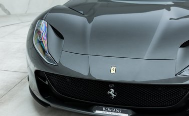 Ferrari 812 Superfast 27