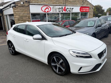 Volvo V40 T2 R-DESIGN