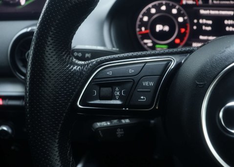 Audi Q2 1.5 Q2 S Line 35 TFSI Semi-Auto 5dr 37