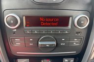 Dacia Duster LAUREATE DCI…AUTOMATIC .1 PREVIOUS OWNER..7 SERVICES..SAT NAV..LEATHER.. 7